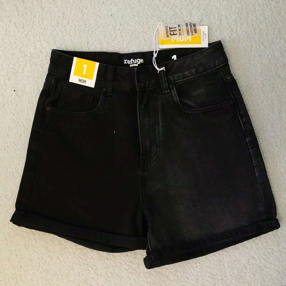 ⭐2/$22⭐ Refuge Dark Denim Women's Jean Shorts